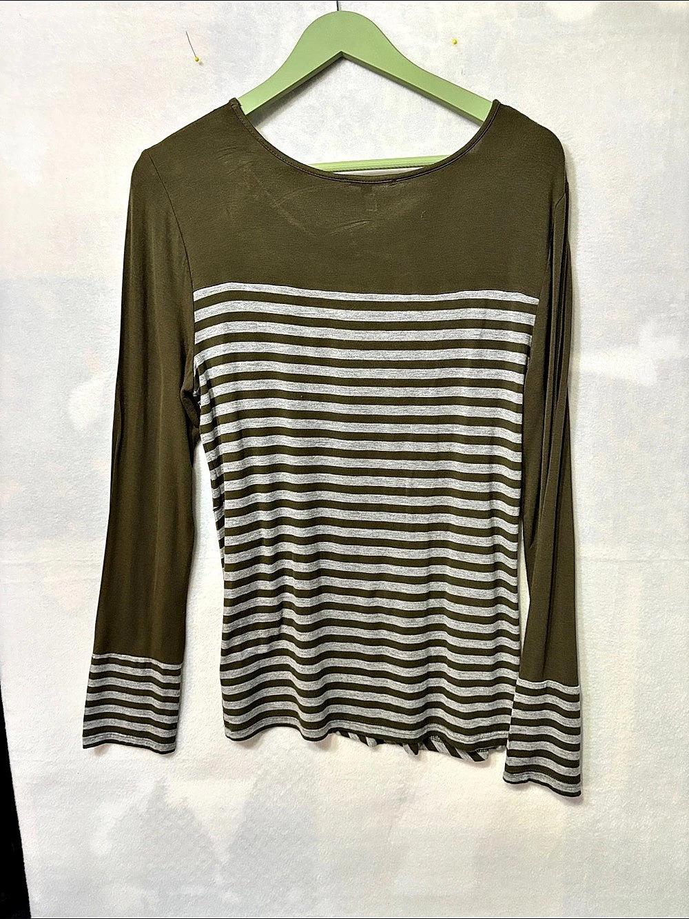 41 Hawthorn Striped Long Sleeve Knit Top Green & Gray Large